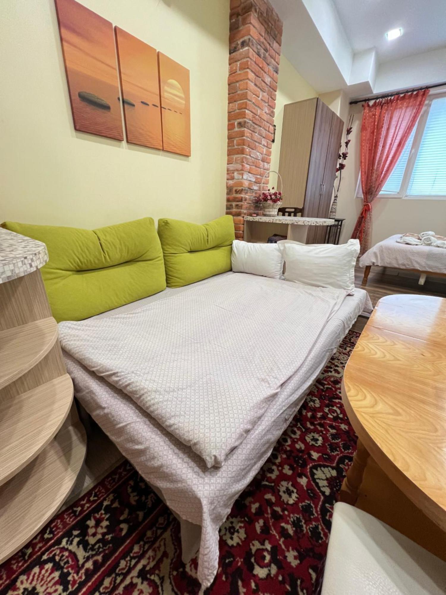 Barcelona Colorful Central Studio W Green Backyard Sofia Extérieur photo